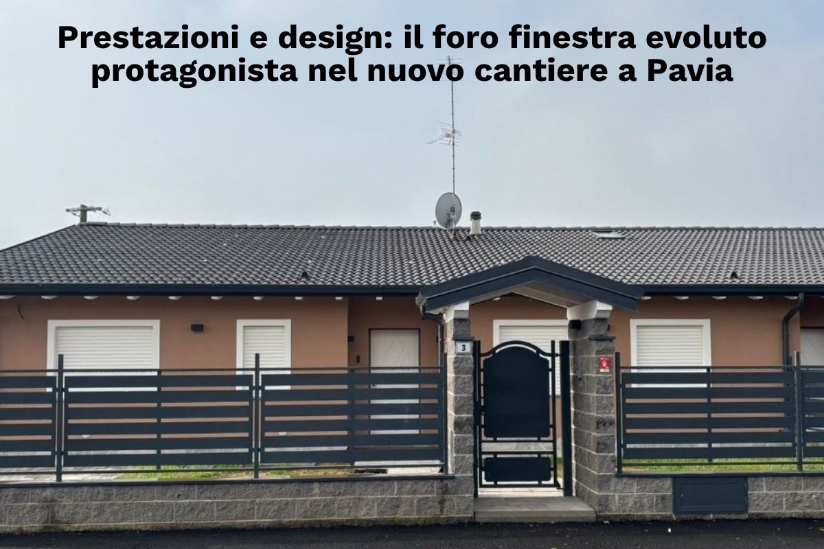 Casa residenziale a Pavia con foro finestra evoluto, monoblocchi e spalletta VIA